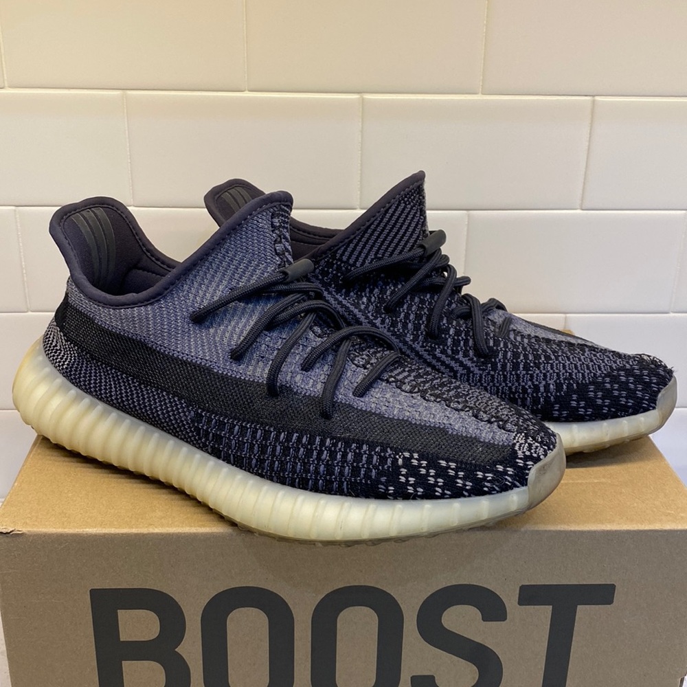 adidas Yeezy Boost 350 V2 Carbon - Mens Size 10